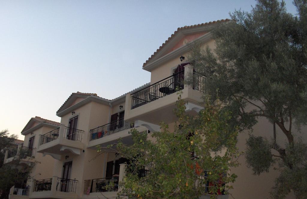 Mikros Gialos Apartments Dış mekan fotoğraf