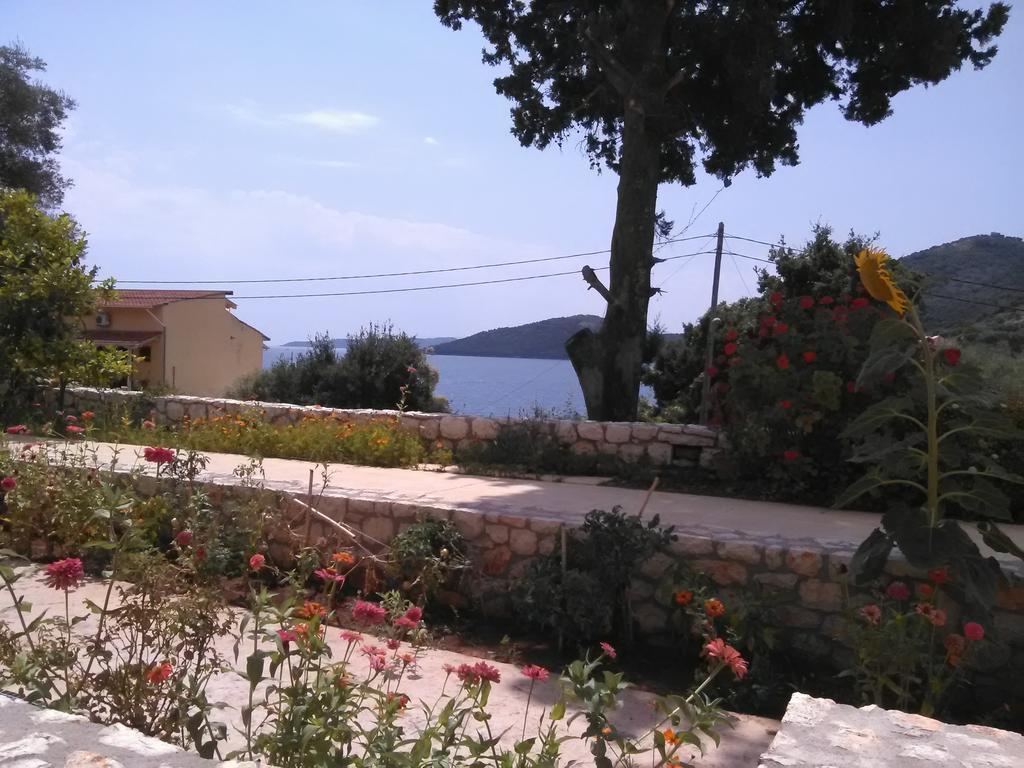Mikros Gialos Apartments Dış mekan fotoğraf